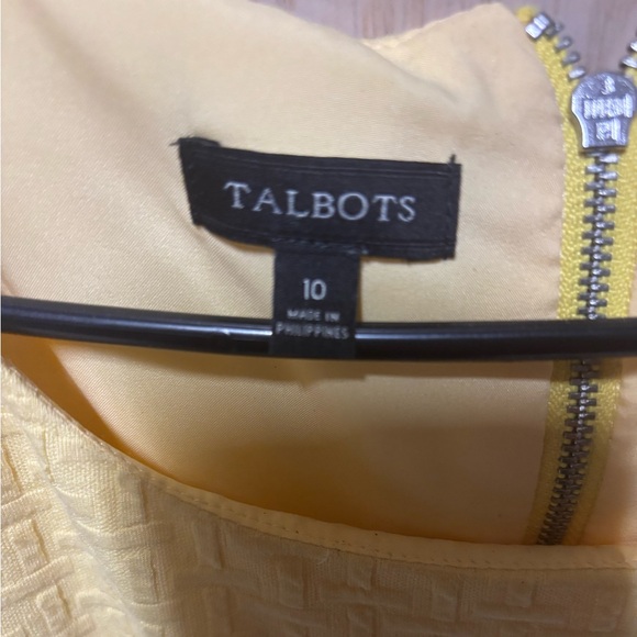 Talbots Fit & Flare Dress Size 10 Short Sleeve Butter Yellow Knee Length - Picture 3 of 16